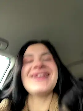 Snapshot of MiraReach chatting on October 21, 2025, 3:28 am MiraReach online show from October 21, 2025, 3:28 am