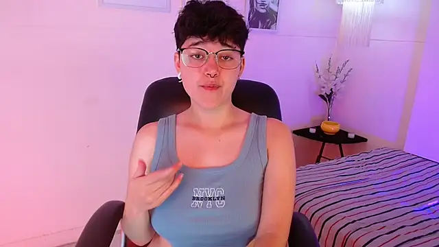 jeroharper online show from September 12, 2025, 2:50 pm