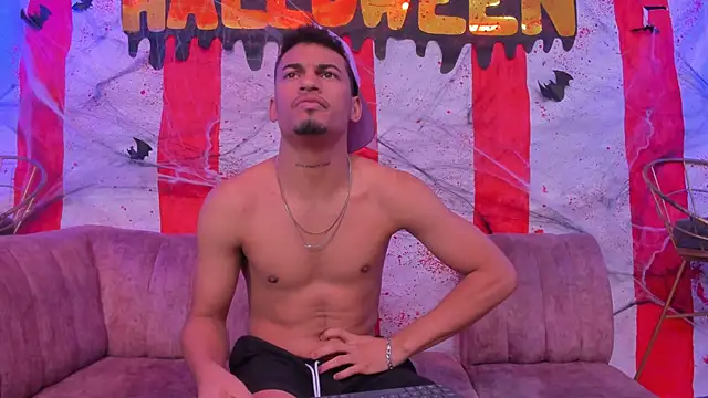 Brownie Lovers online show from October 21, 2025, 8:19 pm