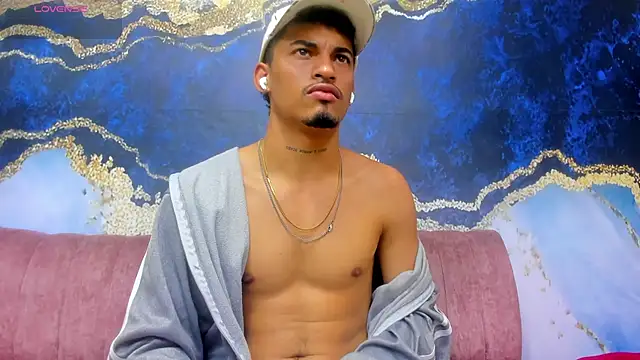 Brownie Lovers online show from November 5, 2025, 5:49 pm