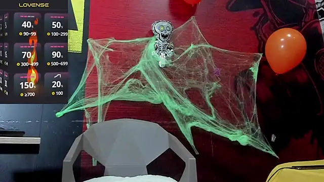 Ian1  online show from November 2, 2025, 1:38 pm