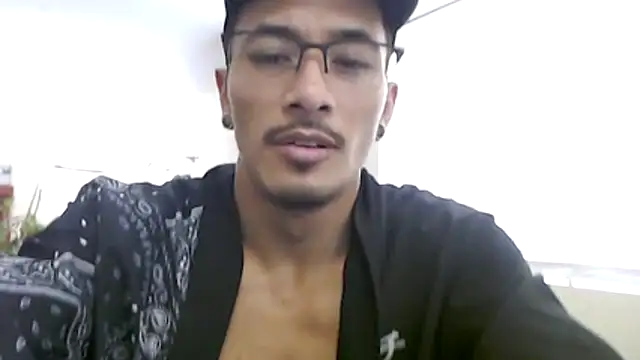 tanjir020 online show from April 30, 2026, 9:08 pm