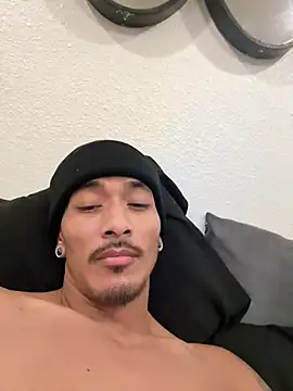 tanjir020 online show from March 19, 2026, 4:18 pm