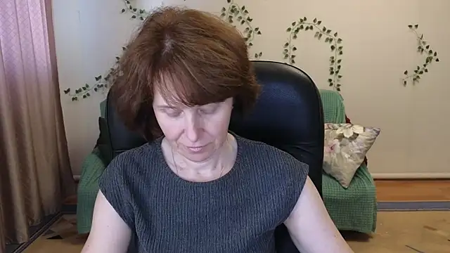 Lia Tito online show from June 1, 2026, 12:49 pm