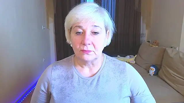 Snapshot of Milana_Milky chatting on November 23, 2025, 5:50 am Milana Milky online show from November 23, 2025, 5:50 am