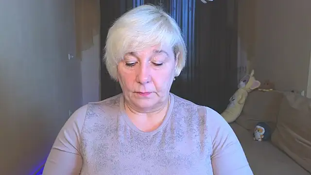 Snapshot of Milana_Milky chatting on November 27, 2025, 6:03 am Milana Milky online show from November 27, 2025, 6:03 am