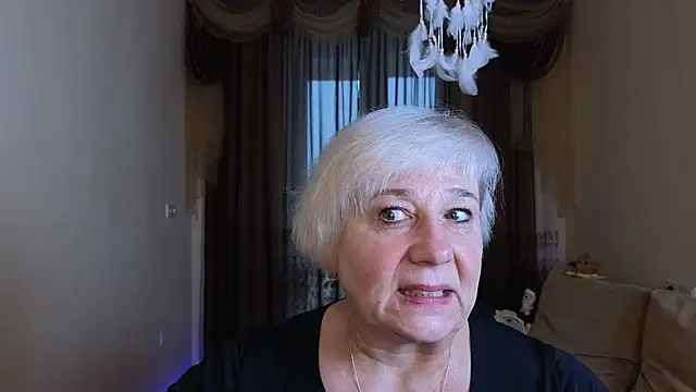 Snapshot of Milana_Milky chatting on October 27, 2025, 5:08 am Milana Milky online show from October 27, 2025, 5:08 am