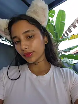 Lorena Mcfly online show from October 26, 2025, 1:11 pm