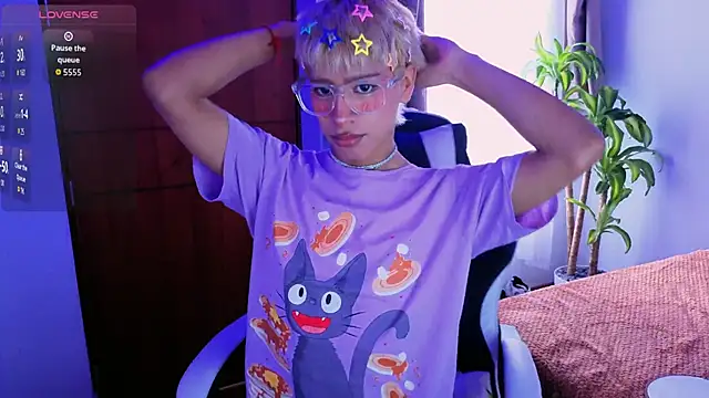 taichi bluy online show from November 29, 2025, 5:24 pm