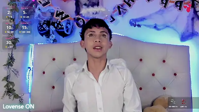 Snapshot of Princeapolo_anki chatting on October 18, 2025, 9:28 pm Princeapolo anki online show from October 18, 2025, 9:28 pm