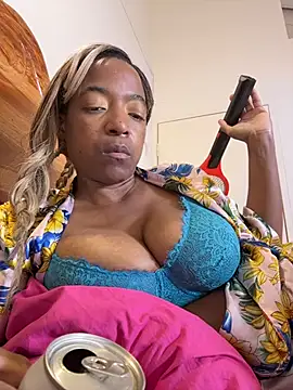 iriebusty online show from March 26, 2026, 3:21 pm