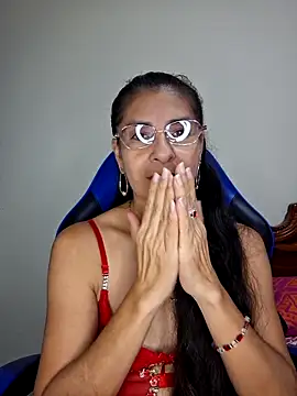 Natasha 50 online show from February 15, 2026, 1:06 am