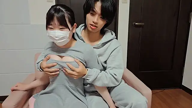 Hina-ooo online show from January 11, 2026, 4:30 am