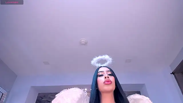 Snapshot of LeahLombardi_ chatting on October 30, 2025, 3:49 am LeahLombardi online show from October 30, 2025, 3:49 am