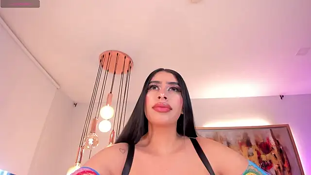 Snapshot of LeahLombardi_ chatting on November 23, 2025, 5:23 pm LeahLombardi online show from November 23, 2025, 5:23 pm