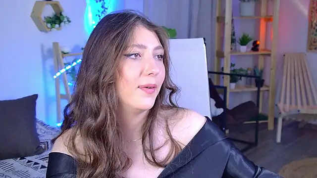 Mary Miiller online show from April 25, 2026, 1:41 pm