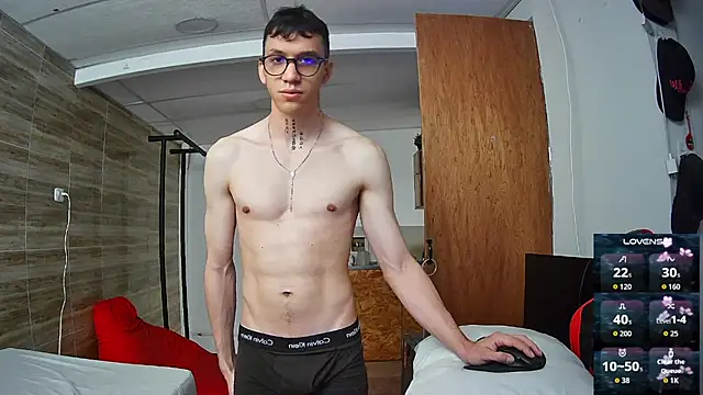 angelicious  online show from November 11, 2025, 12:22 pm