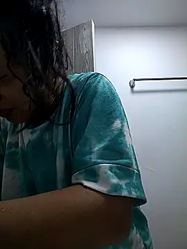 Eimy-04 online show from November 30, 2025, 8:04 am