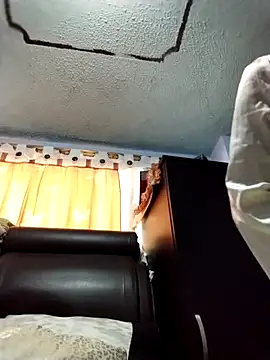 Snapshot of OliviaMorris1 chatting on October 28, 2025, 2:49 pm OliviaMorris1 online show from October 28, 2025, 2:49 pm