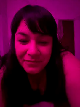 Snapshot of valen1891 chatting on November 11, 2025, 3:23 am valen1891 online show from November 11, 2025, 3:23 am