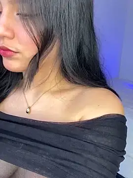 Snapshot of lunatorch chatting on October 24, 2025, 1:21 pm lunatorch online show from October 24, 2025, 1:21 pm