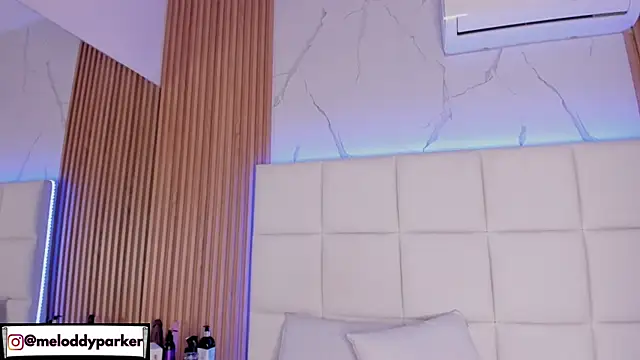 Meloddy Parkerr  online show from February 28, 2026, 1:16 am