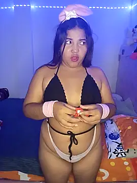 angelHeath13 online show from October 18, 2025, 5:42 am