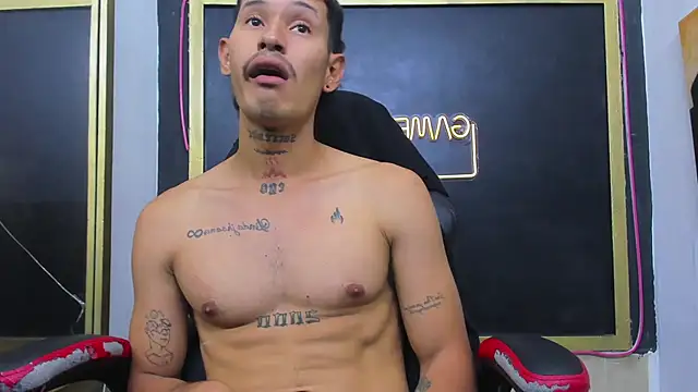 Asthondream  online show from December 1, 2025, 12:50 pm