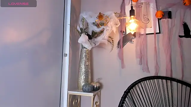 Snapshot of dulce_fiore07 chatting on October 31, 2025, 12:46 pm dulce fiore07 online show from October 31, 2025, 12:46 pm