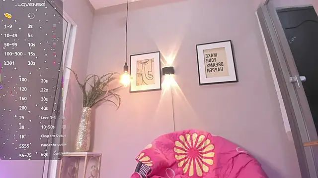 Snapshot of dulce_fiore07 chatting on September 22, 2025, 1:06 pm dulce fiore07 online show from September 22, 2025, 1:06 pm