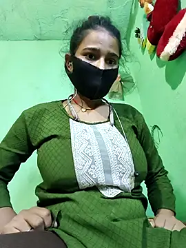 Snapshot of PIHU999 chatting on November 7, 2025, 5:01 am PIHU999 online show from November 7, 2025, 5:01 am