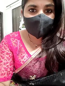 Snapshot of MISS_RIYA14 chatting on November 15, 2025, 5:39 pm MISS RIYA14 online show from November 15, 2025, 5:39 pm