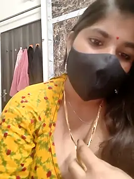 Snapshot of MISS_RIYA14 chatting on November 12, 2025, 11:03 am MISS RIYA14 online show from November 12, 2025, 11:03 am