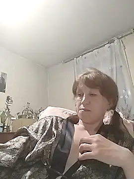 Flower2931 online show from May 3, 2026, 7:17 pm