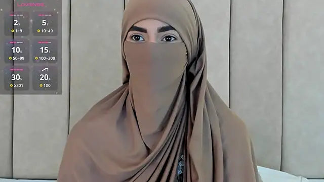  Zahiira  online show from October 22, 2025, 12:15 pm