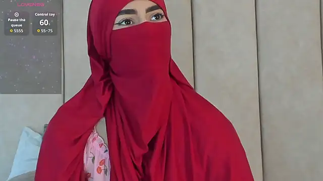  Zahiira  online show from November 27, 2025, 12:05 pm