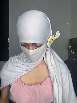  Zahiira  online show from July 16, 2026, 11:40 am