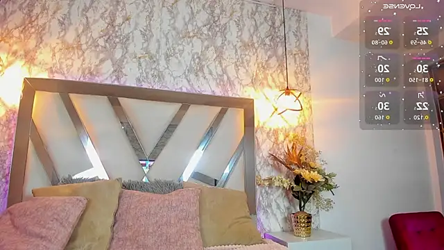 Snapshot of Aisha_poweer chatting on November 16, 2025, 1:32 am Aisha poweer online show from November 16, 2025, 1:32 am