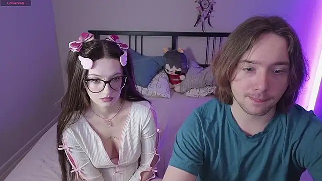 Snapshot of ellen_and_danny chatting on February 2, 2026, 5:12 pm ellen and danny online show from February 2, 2026, 5:12 pm