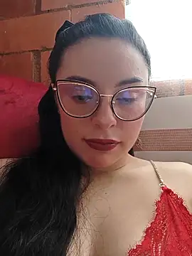 Snapshot of Camila_Ord chatting on February 14, 2026, 9:37 pm Camila Ord online show from February 14, 2026, 9:37 pm