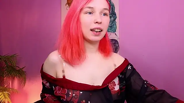 Snapshot of NaomiYoru chatting on June 17, 2026, 8:30 pm NaomiYoru online show from June 17, 2026, 8:30 pm