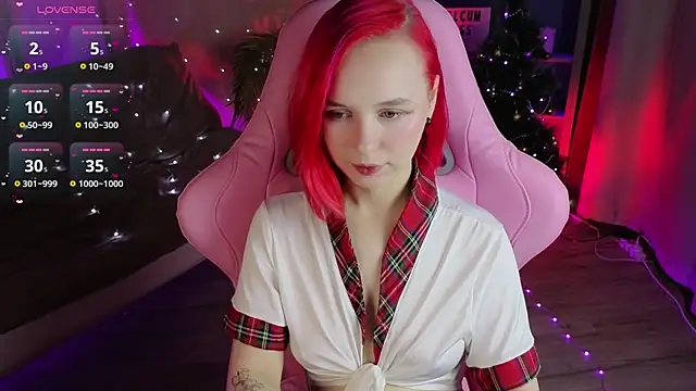 Snapshot of NaomiYoru chatting on January 13, 2026, 8:35 pm NaomiYoru online show from January 13, 2026, 8:35 pm