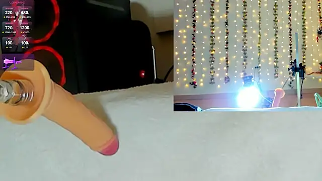 Snapshot of Kitty__Rose__ chatting on November 2, 2025, 10:20 am Kitty Rose online show from November 2, 2025, 10:20 am