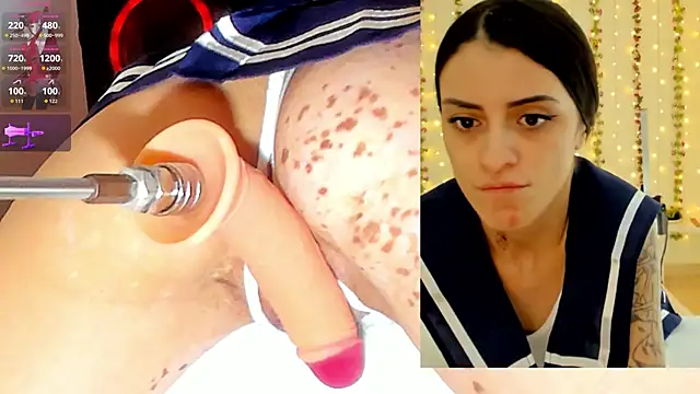 Snapshot of Kitty__Rose__ chatting on December 2, 2025, 10:06 am Kitty Rose online show from December 2, 2025, 10:06 am