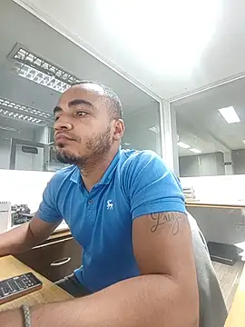 Snapshot of SanChacal5694 chatting on December 16, 2025, 10:58 pm SanChacal5694 online show from December 16, 2025, 10:58 pm