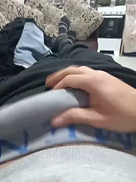Alejandro260785 online show from July 7, 2026, 2:42 pm