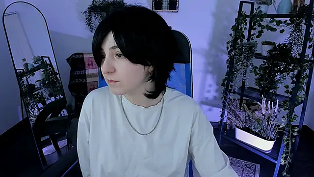 VirtuallVoyant online show from April 10, 2026, 7:54 pm