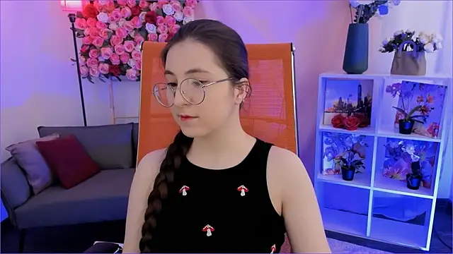 Snapshot of VirtuallVoyant chatting on February 10, 2026, 6:45 am VirtuallVoyant online show from February 10, 2026, 6:45 am