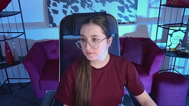 VirtuallVoyant online show from April 9, 2026, 7:09 pm