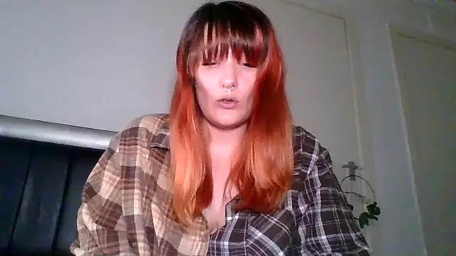 Snapshot of ScottoshThickThighs chatting on December 2, 2025, 6:09 pm ScottoshThickThighs online show from December 2, 2025, 6:09 pm